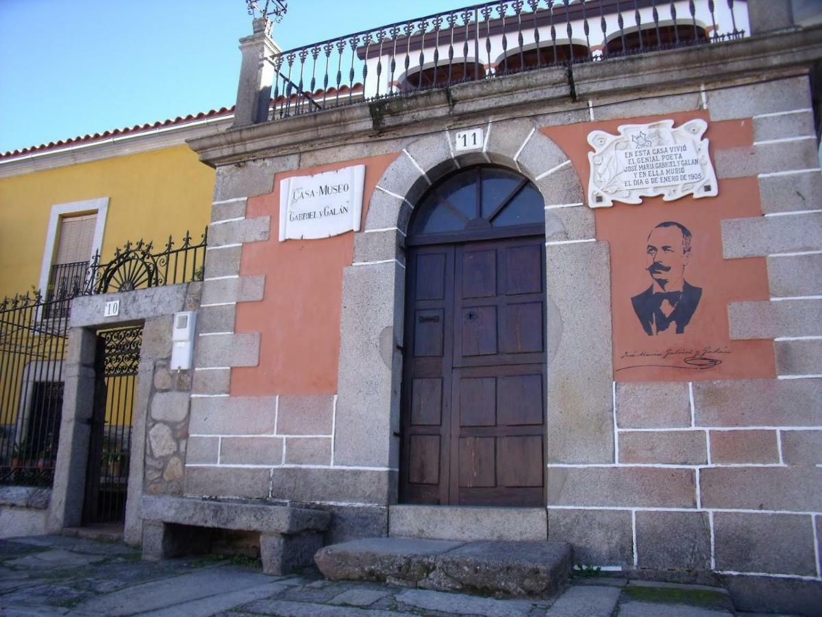 Apartamentos La Presa Guijo de Granadilla Exterior photo
